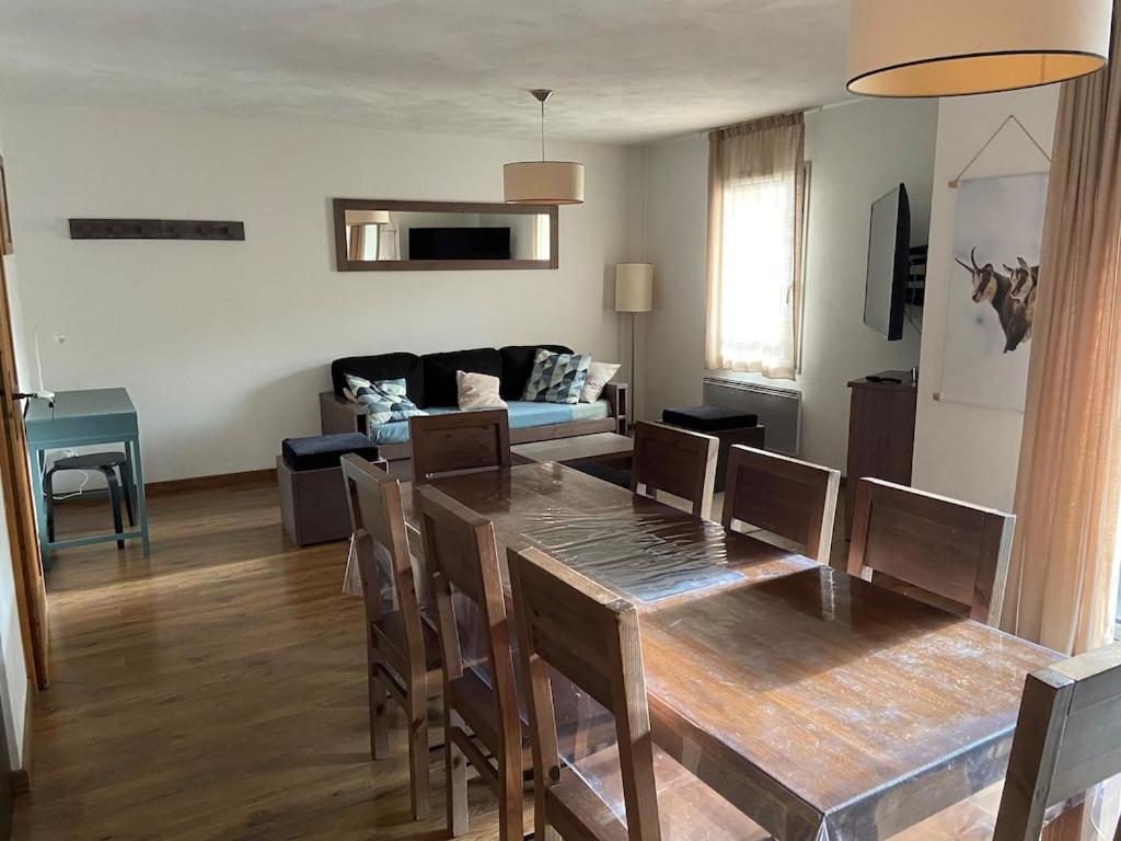 Duplex 10 Personnes Apartment Сен-Лари-Сулан Екстериор снимка